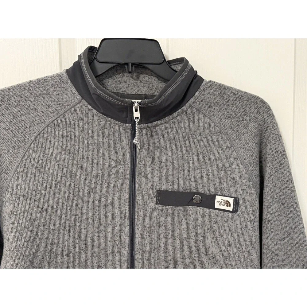 The North Face Gordon Lyons 1/2 Zip Sweater Mens Large Gray Fleece Pullover EUC